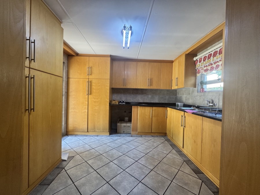 4 Bedroom Property for Sale in Neserhof North West